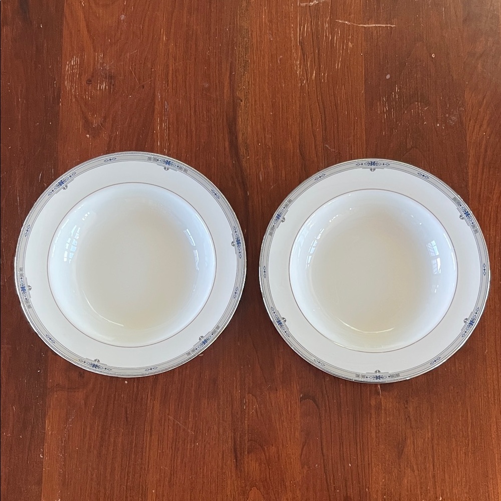 Wedgwood Amherst Rimmed Soup Bowls
